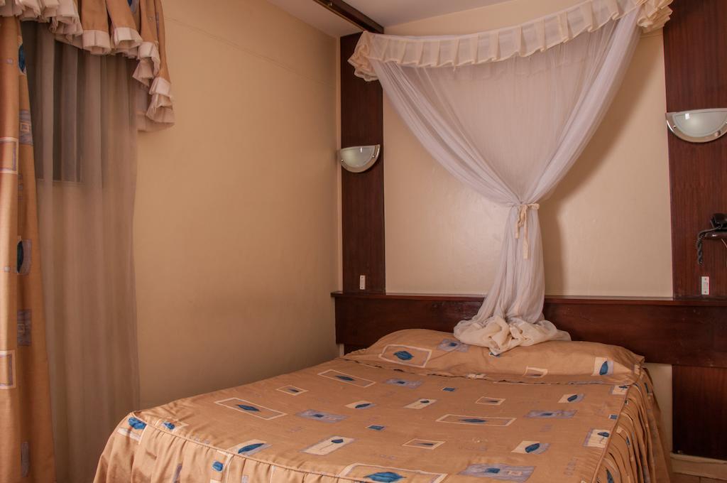 Blue Hut Hotel Nairobi Oda fotoğraf